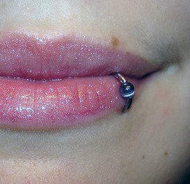 Sexy Side Labret Hoop Piercing Ideas For Women