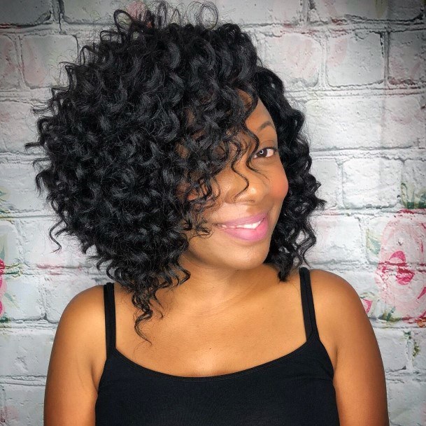 Sexy Voluminous Curly Bob Hairstyles For Black Women