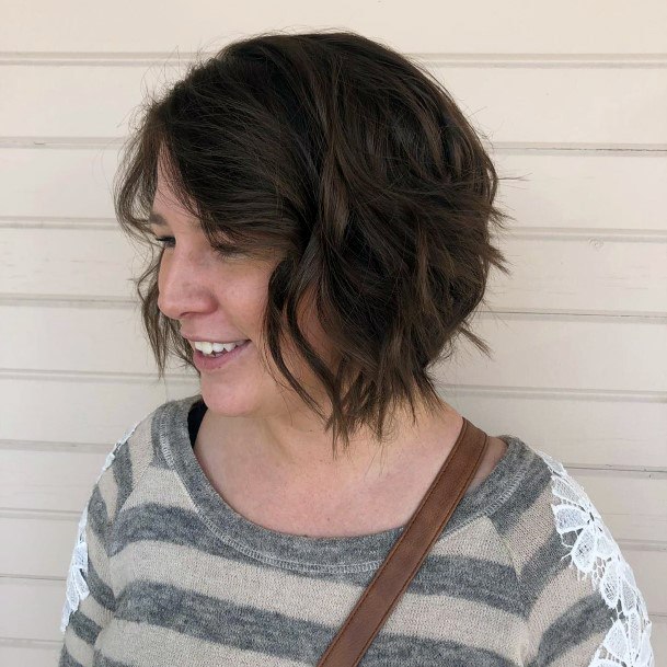 Top 60 Best Wedge Hairstyles For Women – Stunning Bob Looks