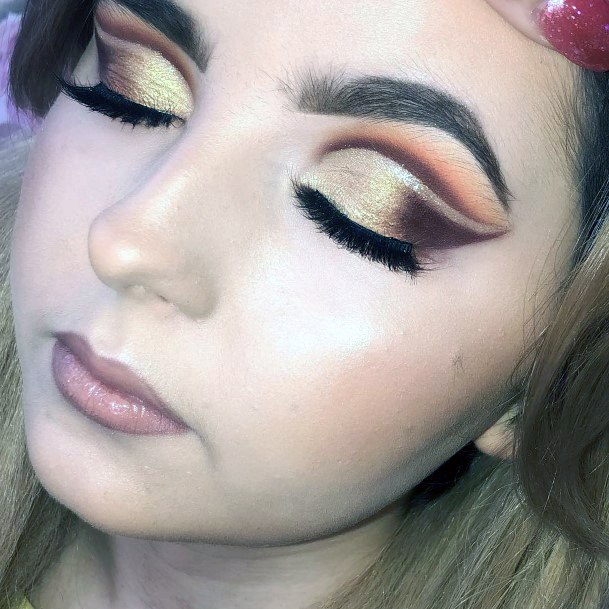 Shimmering Gold And Brown Eyeshadow Women