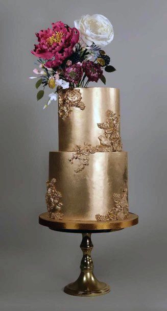 Shining Gold Wedding Cake Floral Art