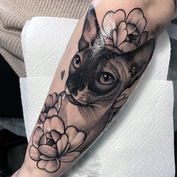 Shiny Black Cat Tattoo With Flowers For Women