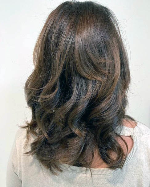 Shiny Medium Brown Hair With Auburn Highlights And Full Body