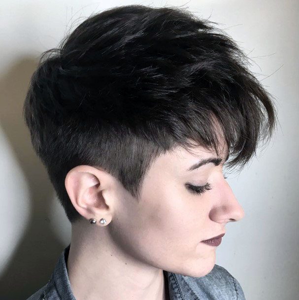 Short Black Hairstyle For Women Pretty Modern Woman Sexy Stylish