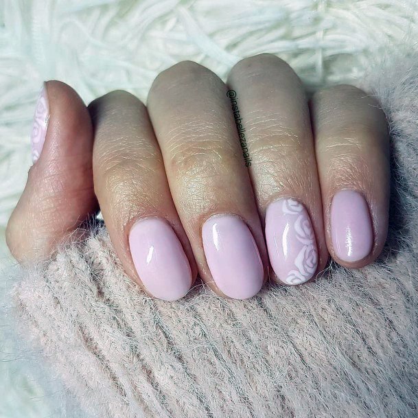 Short Calamine Pink Nails Women