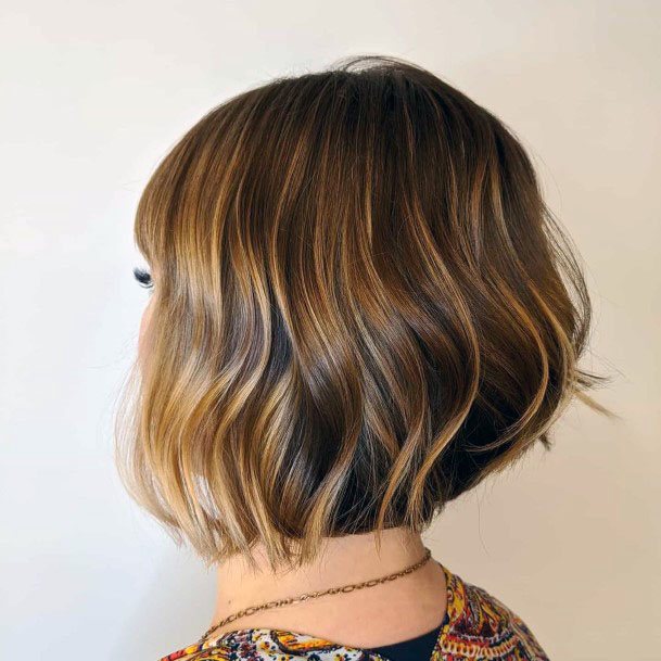 Short Choppy Hairstyle For Women