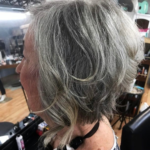 Short Haircuts For Women Over 50 Grey Wavy Bob