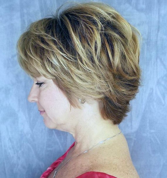 Short Haircuts For Women Over 50 Voluminous Layers