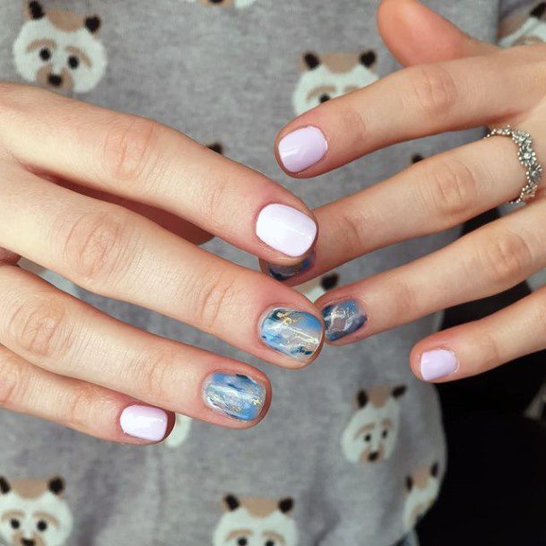 Short Nails White And Blue Water Women