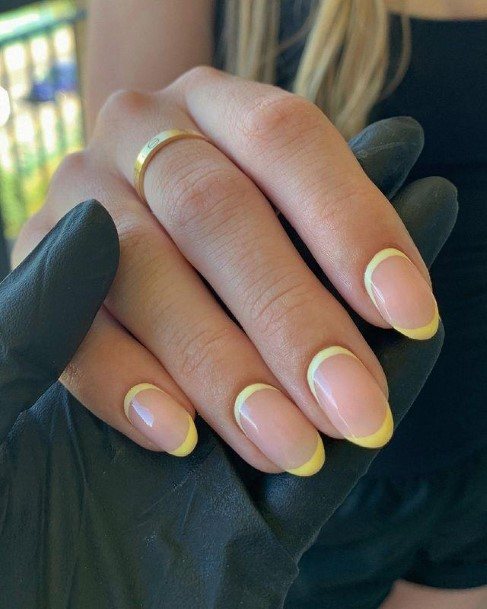 Short Yellow Female Nail Designs