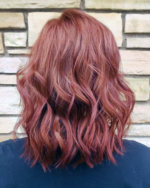 Shoulder Length Hair With Wavy Curls Golden Copper Brown