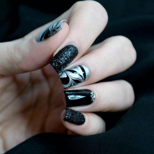 Showy Silver Black Nail Ideas For Women