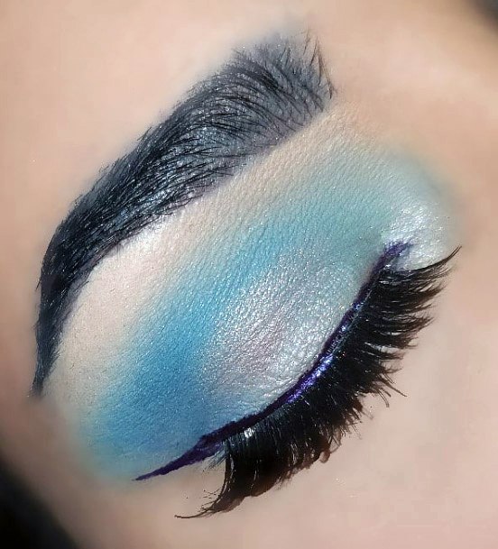 Silver And Light Blue Merge Eyeshadow Women