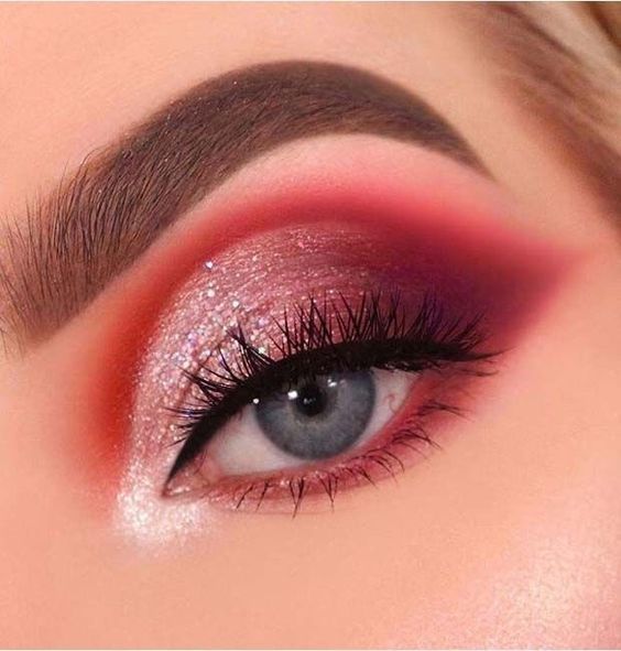 Silvery Red Eye Makeup For Women