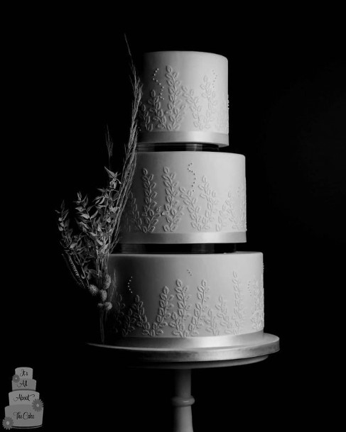 Silvery White Beautiful Wedding Cakes