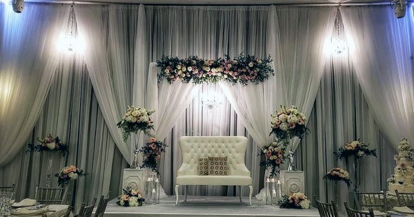 Silvery White Wedding Stage Decorations