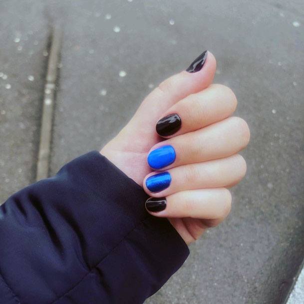 Simple Adorable Matte Blue Glossy Black Nail Design For Ladies