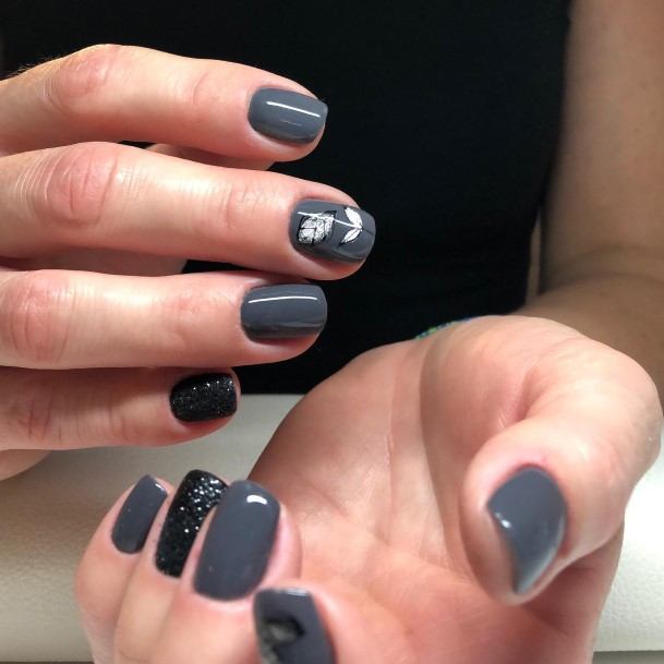 Simple Black And Grey Nail For Women