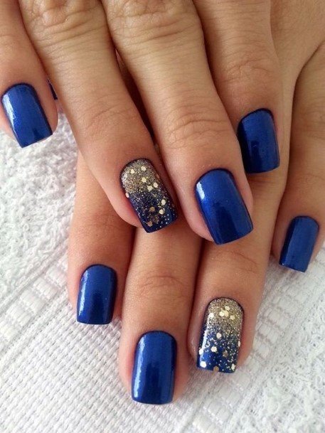 Simple Blue And Gold Nail For Women