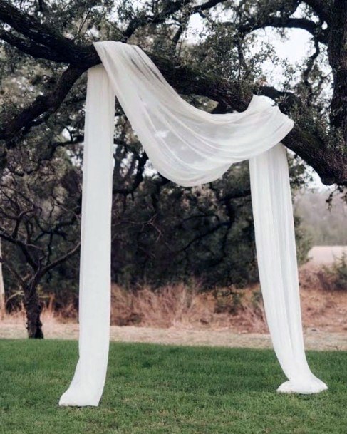 Simple Cloth Dais Wedding Decoration White Tone