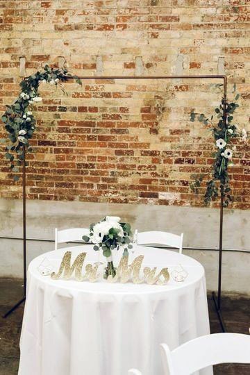 Simple Couple Table Wedding Decorations