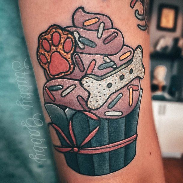 Simple Cupcake Tattoo For Women