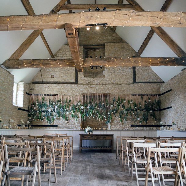 Simple Cute Barn Wedding Venue Greenery Decoration Ideas