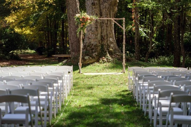 Simple Cute Tree Branch Frame October Wedding Backdrop Ideas