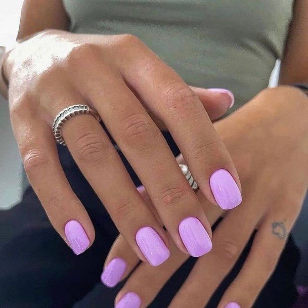 Simple Date Nail For Women