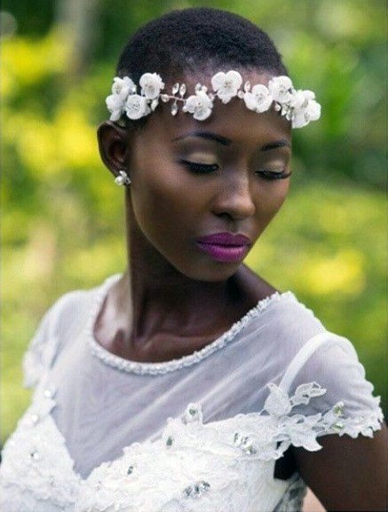 Simple Floral Band Wedding Hairstyled For Black Women