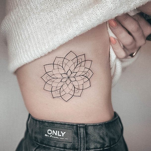 Simple Flower Tattoo For Ladies