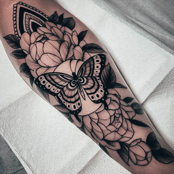 Simple Forearm Sleeve Tattoo For Women