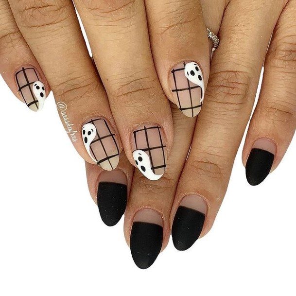 Simple Ghost Nail For Women