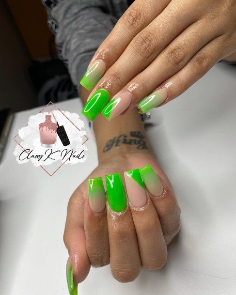 Simple Green Ombre Nail For Women