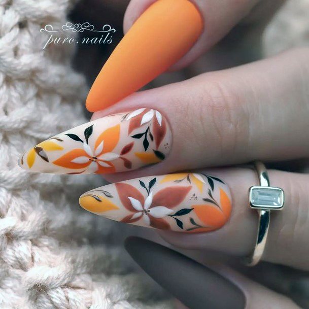 Simple Holiday Nail For Women