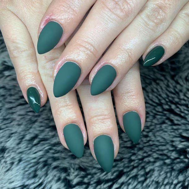 Simple Matte Green Nail For Women