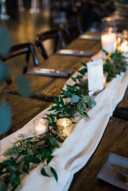 Simple Napa Tables With Green Garland Decor Rustic Wedding Ideas