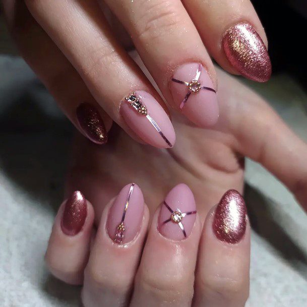 Simple Rose Gold Nail For Women