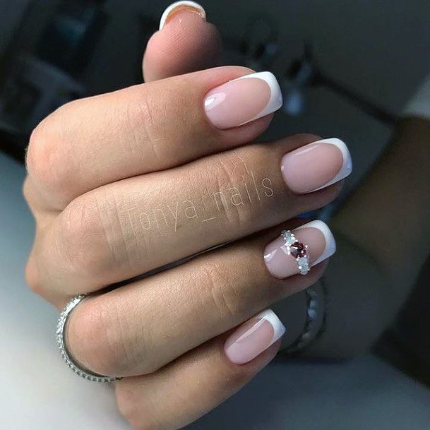 Simple Silver Dress Nail For Women