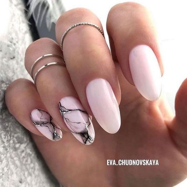 Simple Stylish Nail For Women