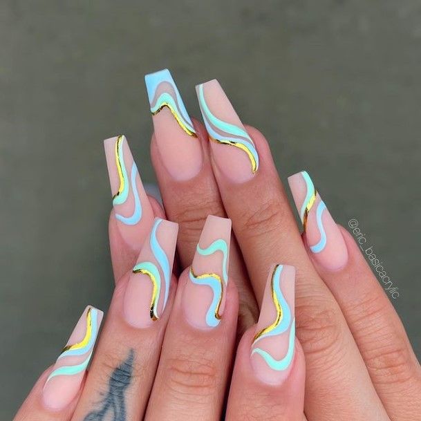 Simple Trendy Nail For Women