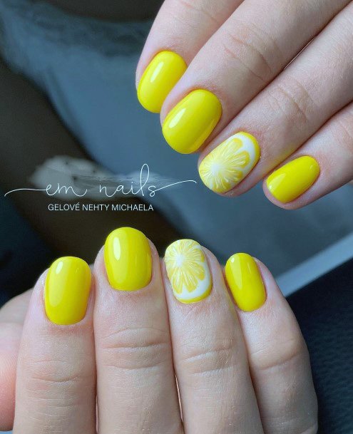 Simple Yellow Dress Nail For Women