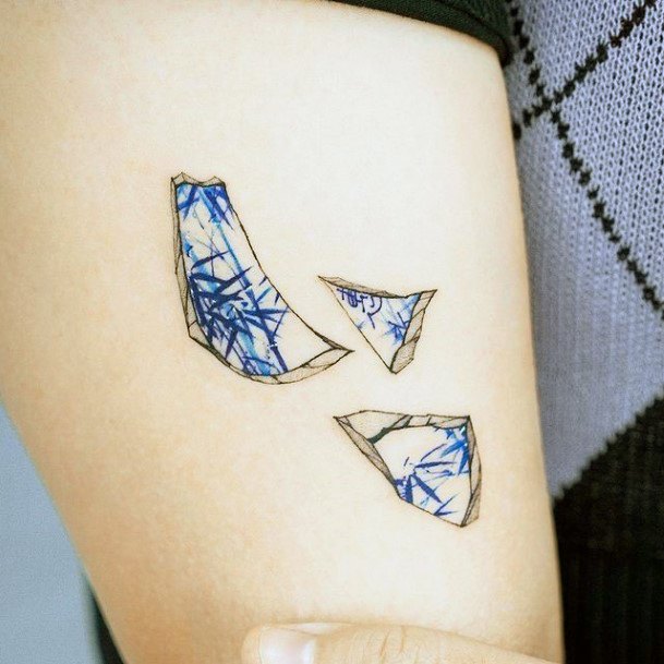 Simplistic Oriental Plate Porcelain Tattoo For Girls