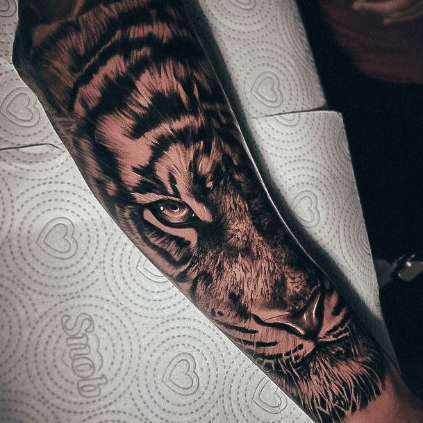 Simplistic Tiger Tattoo For Girls