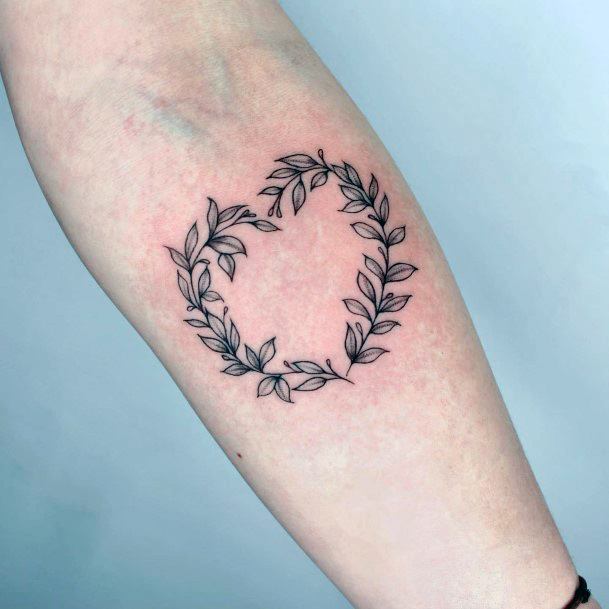 Simplistic Wreath Tattoo For Girls