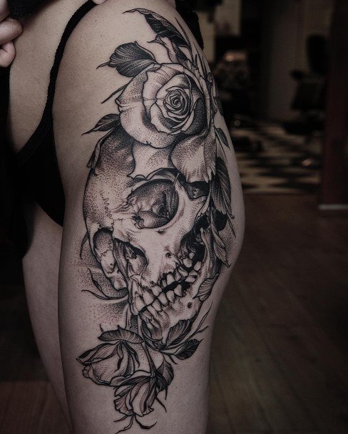 Skull And Rose Female Tattoo Designs