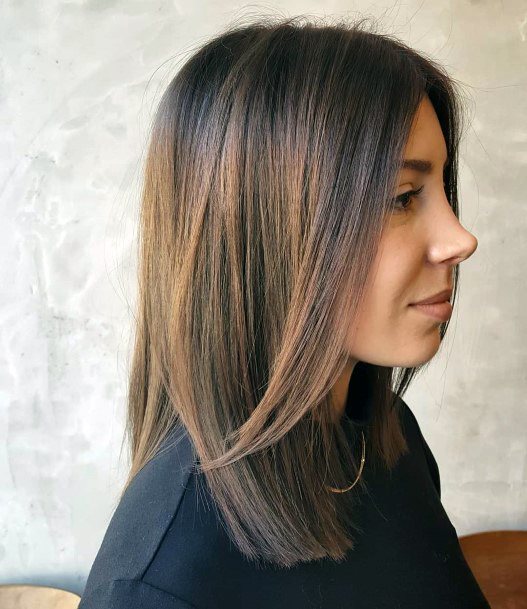 Sleek And Professional Womens Mid Length Bob Straight Hair Ideas