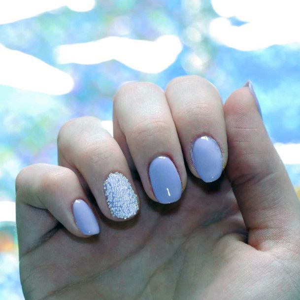 Smal White Beaded Light Purple Nails