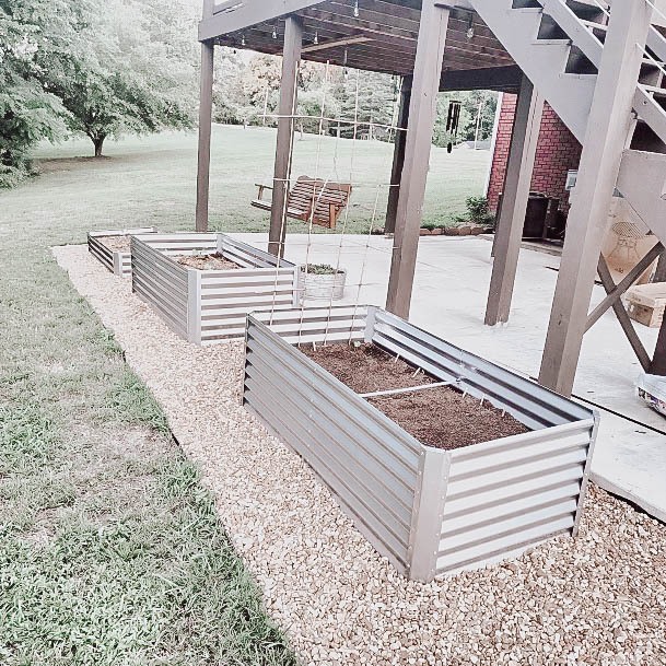 Small Metal Elevated Garden Bed Ideas