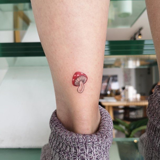 Small Mushroom Tattoo Design Inspiration For Women